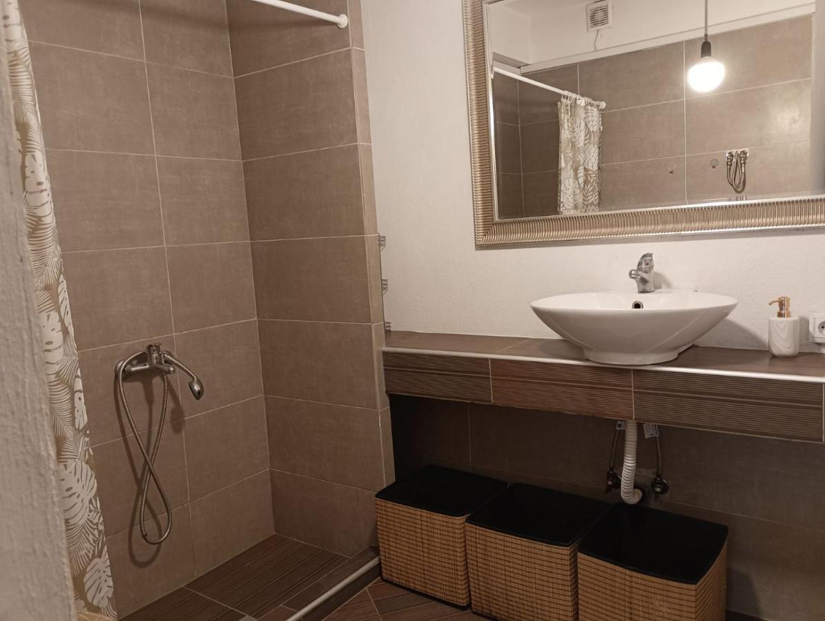 Appartement Διαμερισμα Στο Κεντρο Διπλα Στην Θαλασσα à Kavala Extérieur photo